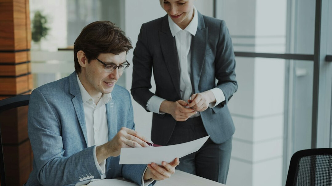 it consultants with client